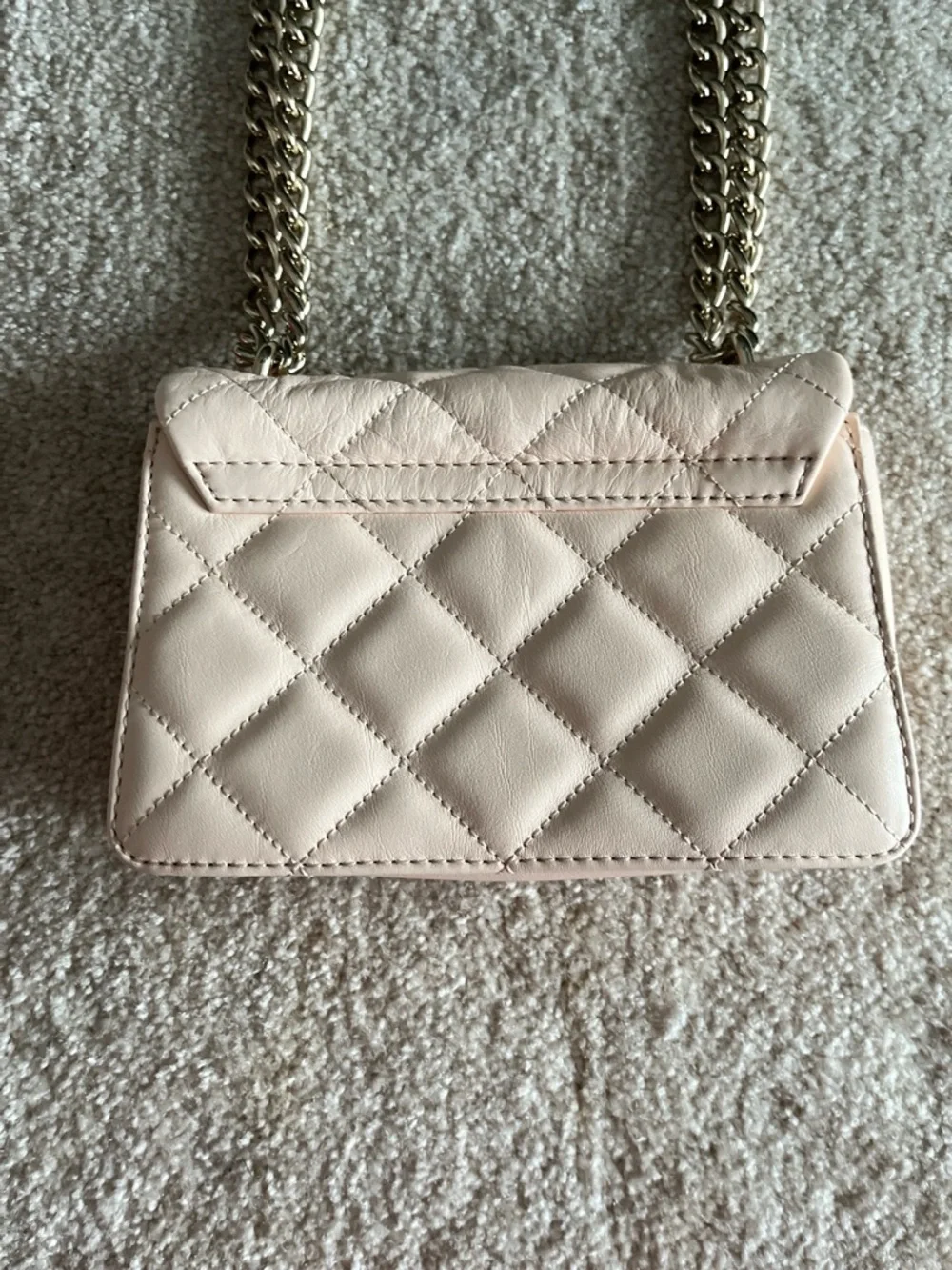 Kate Spade Emerson Place Mini Vivenna Quilted Leather Bag in Mousse Frosting - Picture 5 of 10